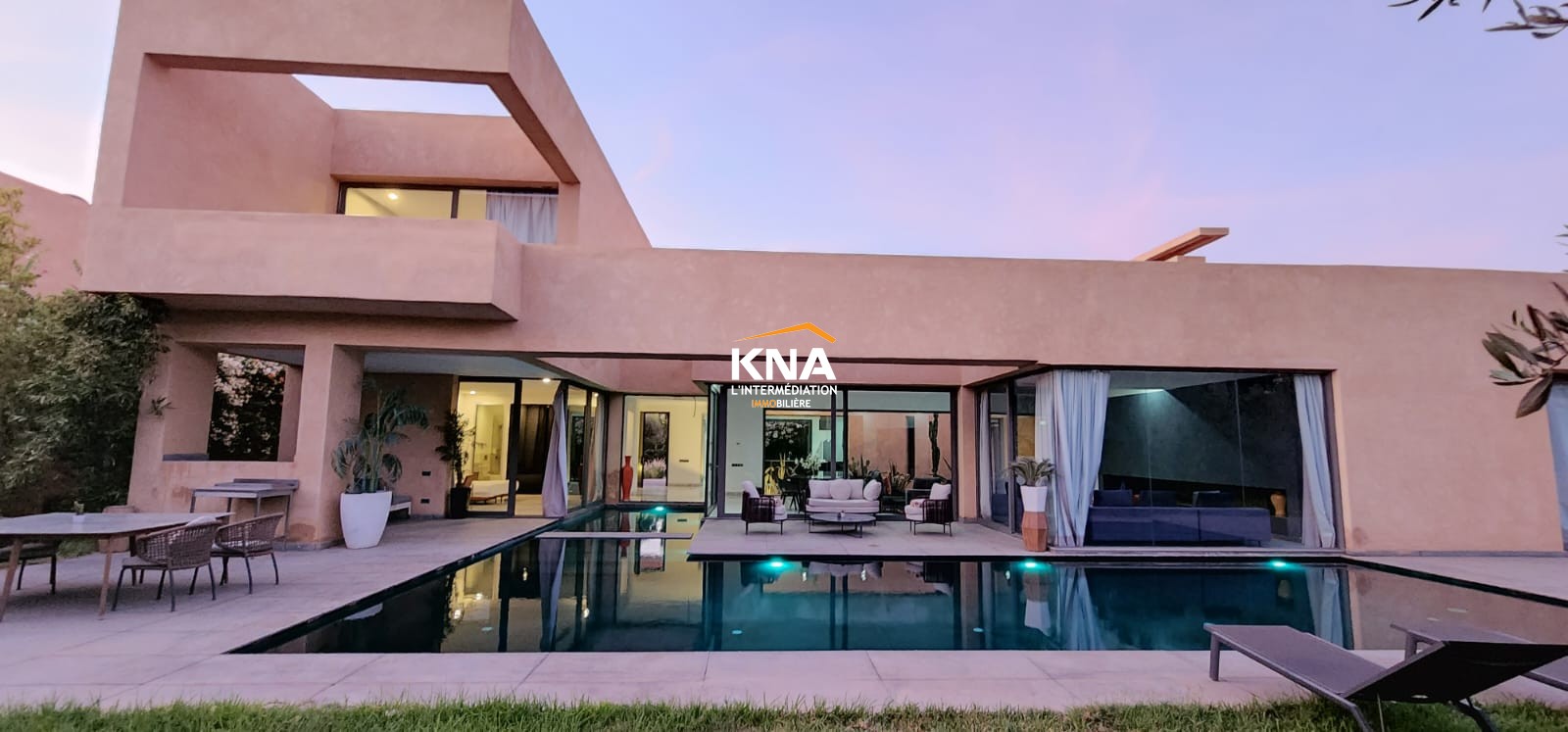 Sale Villa in Ouarzazate road Marrakech