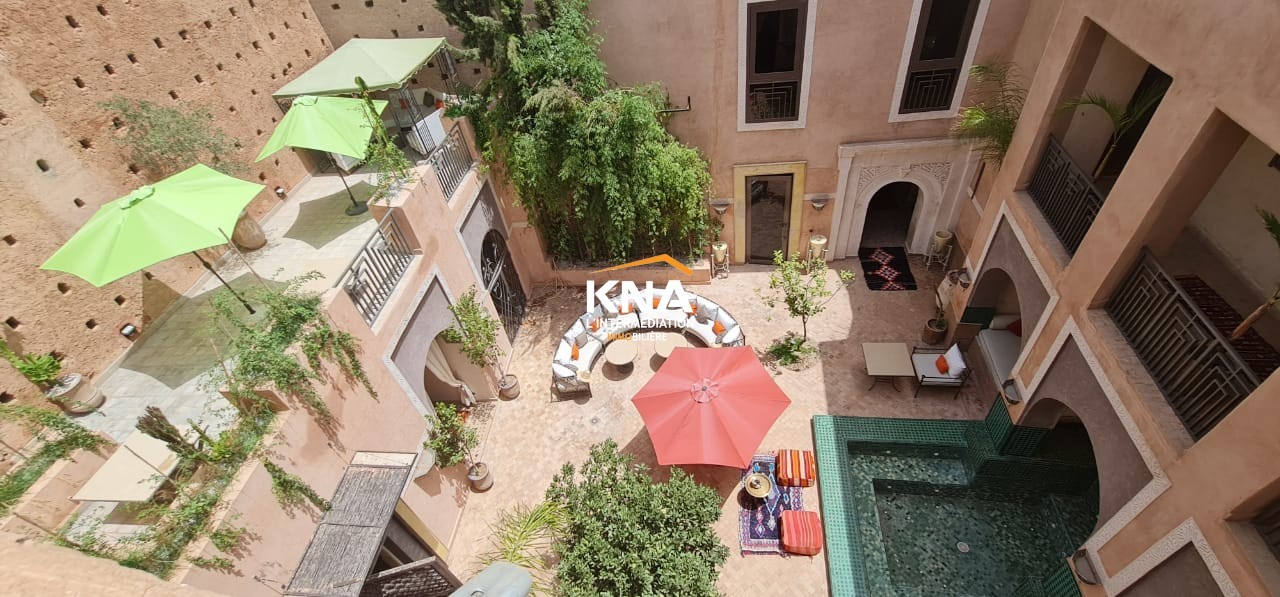 Investir dans un Riad à Marrakech : Entre Authenticité et Luxe